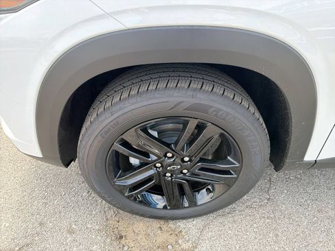New 2026 Chevrolet Trax ACTIV w/ Driver Confidence Package FWD image 9