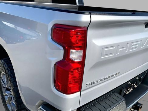 Used 2021 Chevrolet Silverado 1500 LT w/ Texas Edition Plus AWD/4WD image 25