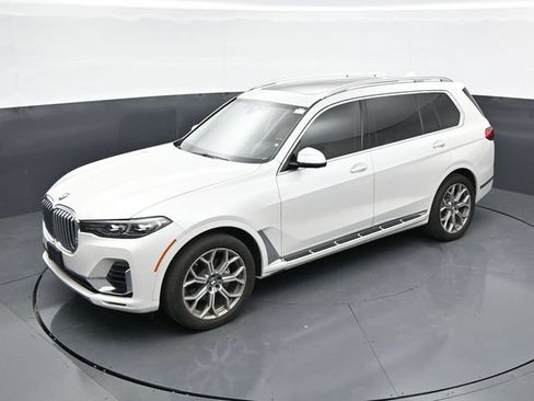 Used 2020 BMW X7 xDrive40i w/ Luxury Seating Package AWD/4WD image 37