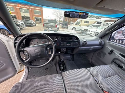 Used 1998 Dodge Ram 1500 Truck ST image 14