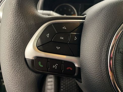 Used 2021 Jeep Renegade Sport image 24