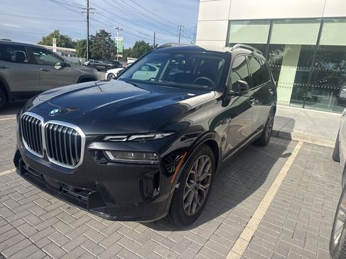 Used 2024 BMW X7 xDrive40i w/ Parking Assistance Package image 1