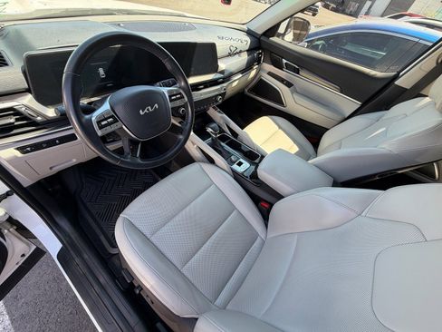 Certified 2024 Kia Telluride S w/ S Sunroof Package image 7