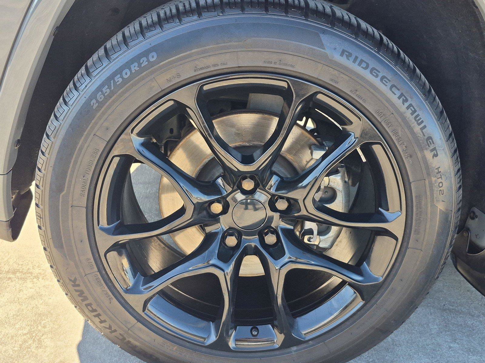 Used 2022 Jeep Grand Cherokee Laredo X RWD image 15