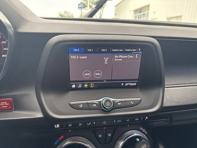 Used 2020 Chevrolet Camaro LT RWD image 15