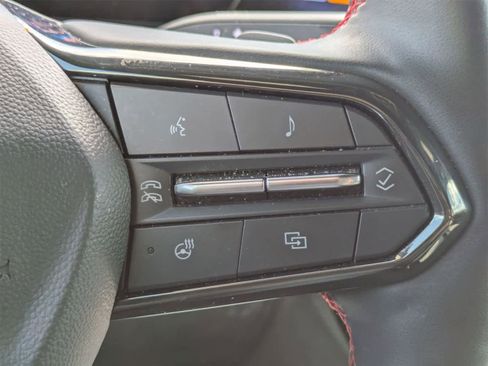 Used 2024 Chevrolet Traverse RS image 9