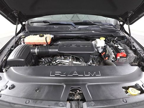 Used 2019 RAM 1500 Big Horn image 30