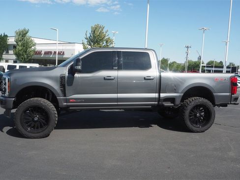 Used 2025 Ford F350 Platinum image 8