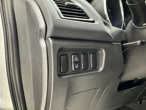 Used 2026 Mitsubishi Outlander Sport AWD image 13