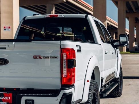 New 2026 Ford F250 Lariat w/ Black Appearance Package AWD/4WD image 16