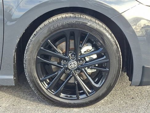 Used 2025 Toyota Camry SE image 8