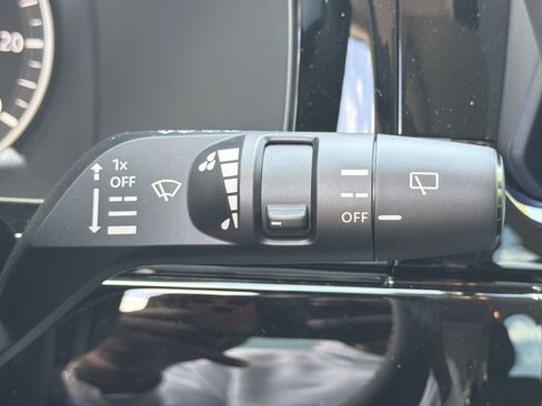 New 2026 Nissan Pathfinder SV w/ SV Premium Package FWD image 14