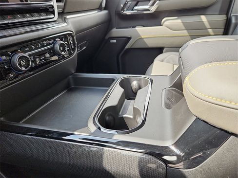 New 2026 Chevrolet Silverado 2500 ZR2 w/ ZR2 Bison Edition image 25