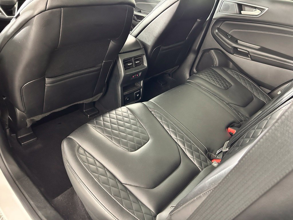 Used 2024 Ford Edge Titanium w/ Equipment Group 301A AWD/4WD image 22