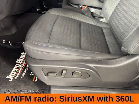 Used 2022 GMC Sierra 1500 Elevation image 12