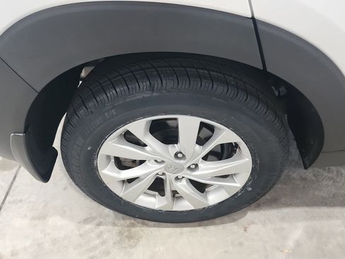 Used 2021 Hyundai Tucson Value image 15