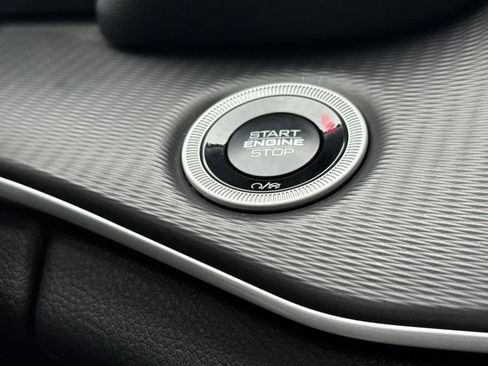 New 2025 Jeep Grand Cherokee L Altitude image 23