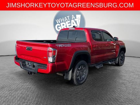 Used 2022 Toyota Tacoma TRD Off-Road w/ Technology Package AWD/4WD image 3