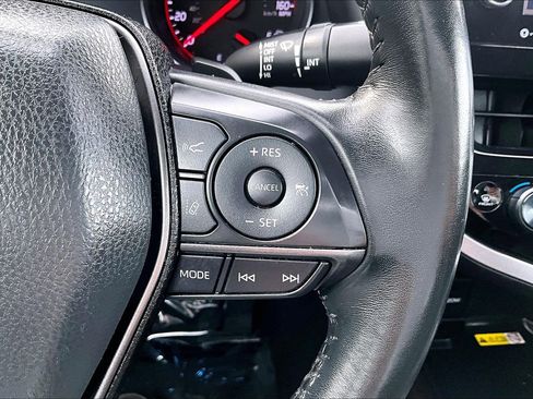 Used 2023 Toyota Camry XSE image 18