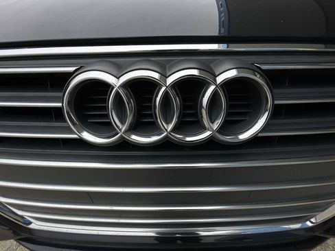 Used 2018 Audi A4 2.0T Ultra Premium w/ Convenience Package image 31