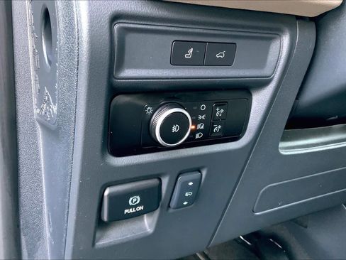 Used 2024 Ford Expedition Max Limited image 34