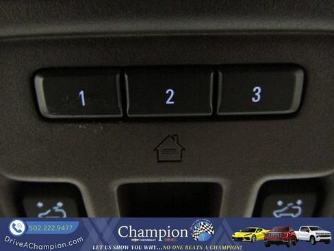 Used 2022 GMC Sierra 2500 Denali w/ Denali Ultimate Package AWD/4WD image 55