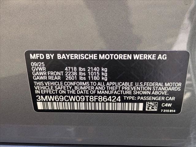 Used 2026 BMW 330i Sedan w/ M Sport Package RWD image 17