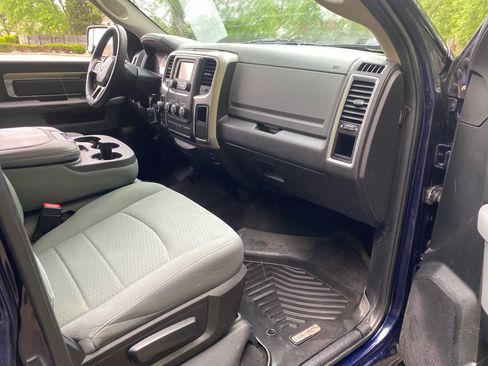Used 2017 RAM 1500 Classic SLT AWD/4WD image 22