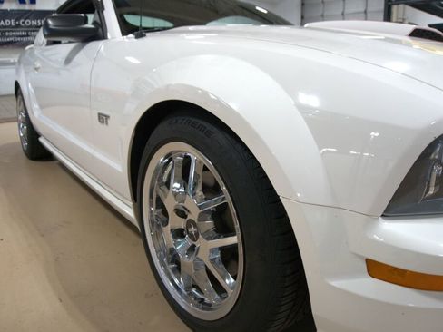 Used 2008 Ford Mustang GT Premium image 22