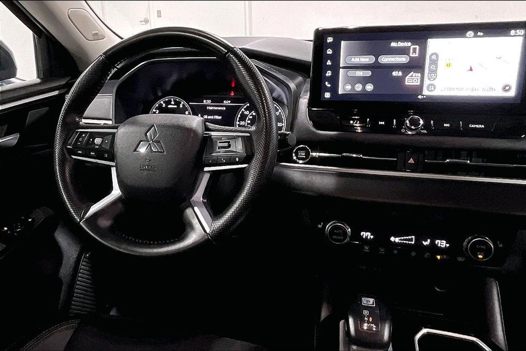 Used 2025 Mitsubishi Outlander SE AWD/4WD image 6