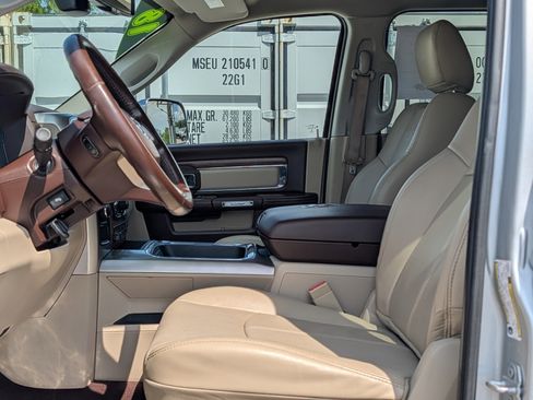 Used 2018 RAM 2500 Laramie image 23