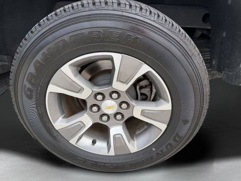 Used 2019 Chevrolet Colorado Z71 RWD image 33