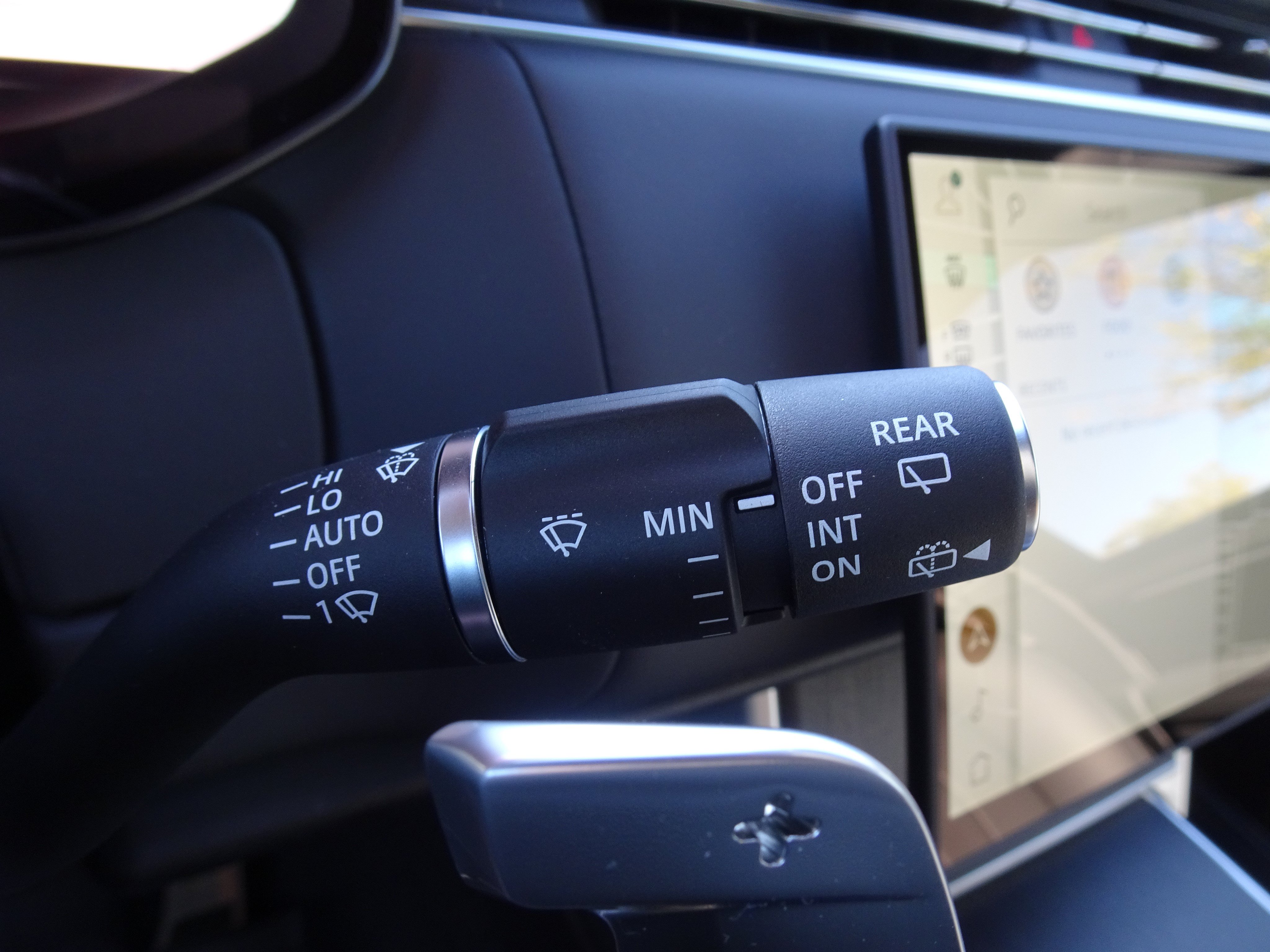 New 2027 Land Rover Range Rover SE AWD/4WD image 28