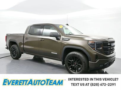 Used 2023 GMC Sierra 1500 Elevation