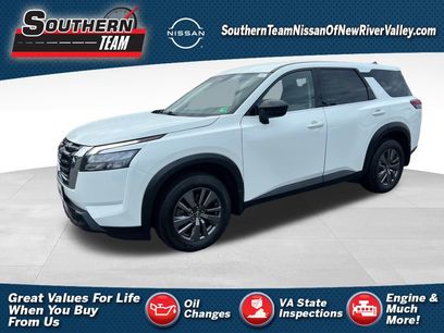 Used 2023 Nissan Pathfinder S