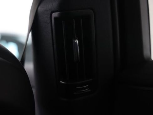 Used 2021 Volvo XC60 T6 Momentum image 38