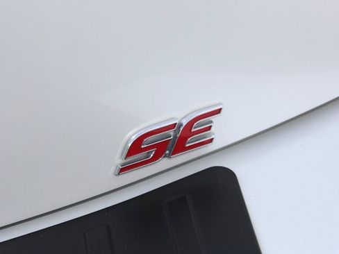 Used 2021 Toyota Corolla SE FWD image 10
