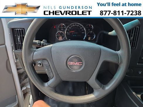 Used 2017 GMC Savana 3500 Extended RWD image 19