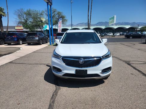Used 2020 Buick Enclave Essence w/ Sound and Sites Package FWD image 6