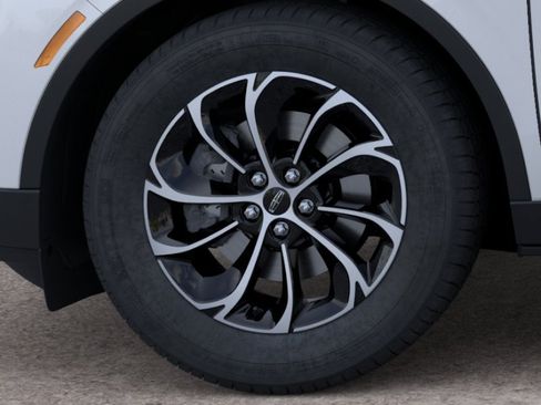 New 2026 Lincoln Nautilus Premier w/ Equipment Group 102A AWD/4WD image 19