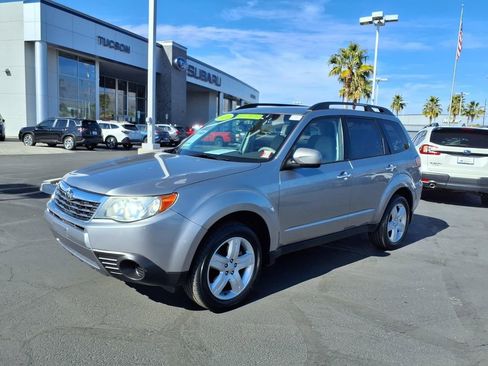 Used 2010 Subaru Forester 2.5X Premium image 8
