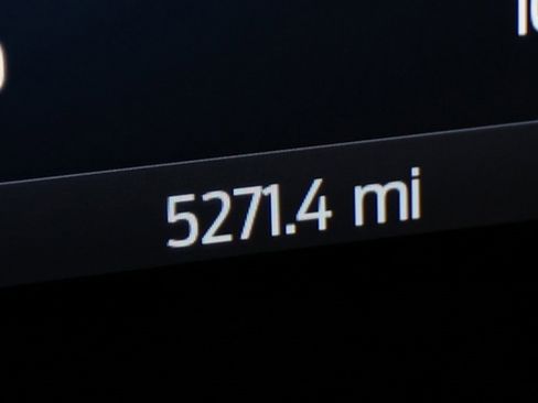 Used 2026 Ford F250 Lariat w/ Tremor Off-Road Package image 21