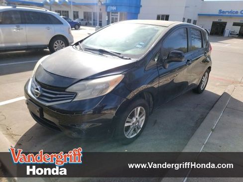 Used 2014 Nissan Versa Note SV w/ Sport Value Package image 1