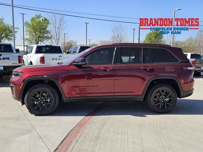 New 2026 Jeep Grand Cherokee Altitude