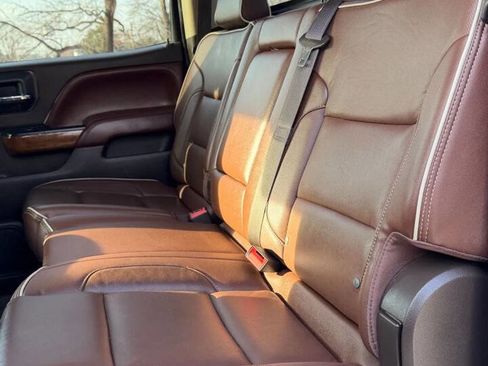 Used 2016 Chevrolet Silverado 2500 High Country w/ Duramax Plus Package image 23