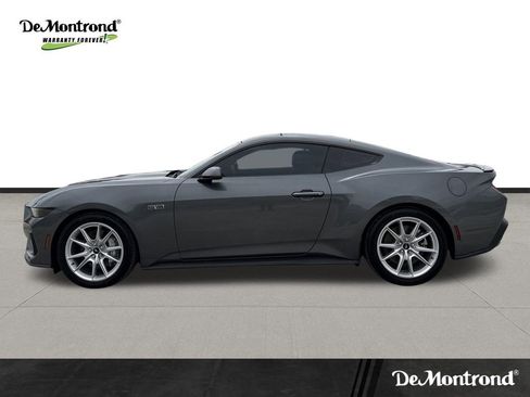 Used 2025 Ford Mustang GT Premium RWD image 8