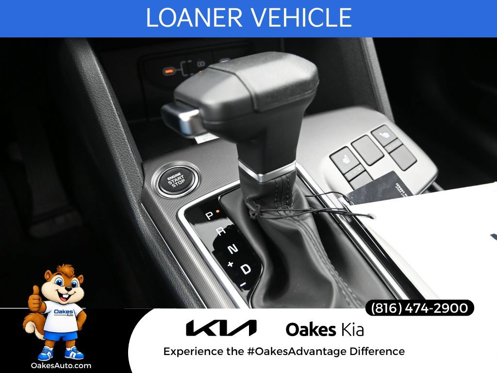 Certified 2026 Kia Sportage EX w/ EX Panorama Roof Package AWD/4WD image 22