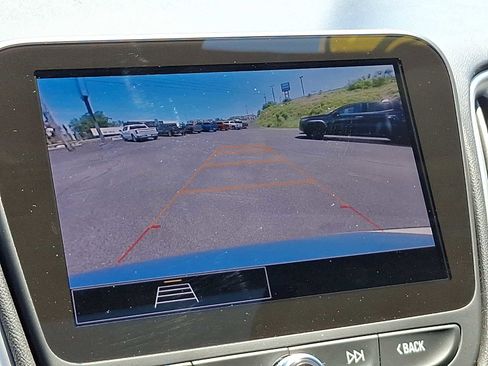 Used 2024 Chevrolet Malibu LT FWD image 19