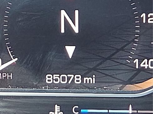 Used 2023 GMC Yukon Denali Ultimate image 23