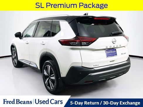 Used 2023 Nissan Rogue SL w/ SL Premium Package image 7